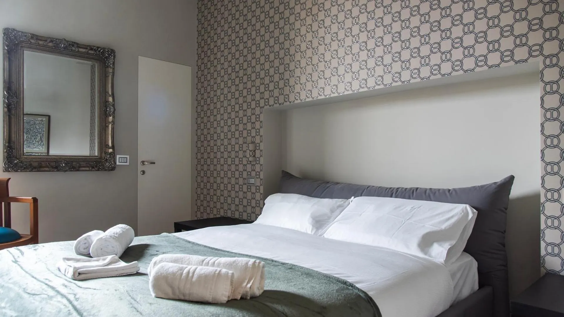 Youhosty - Chinatown Bright And Luxury Apartment 밀라노 이탈리아